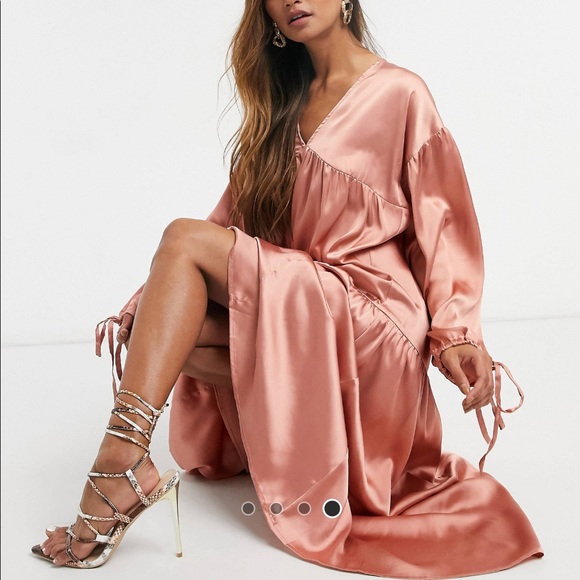 ASOS Pink Satin Tiered Trapeze Smocked Midi Dress - Picture 3 of 3